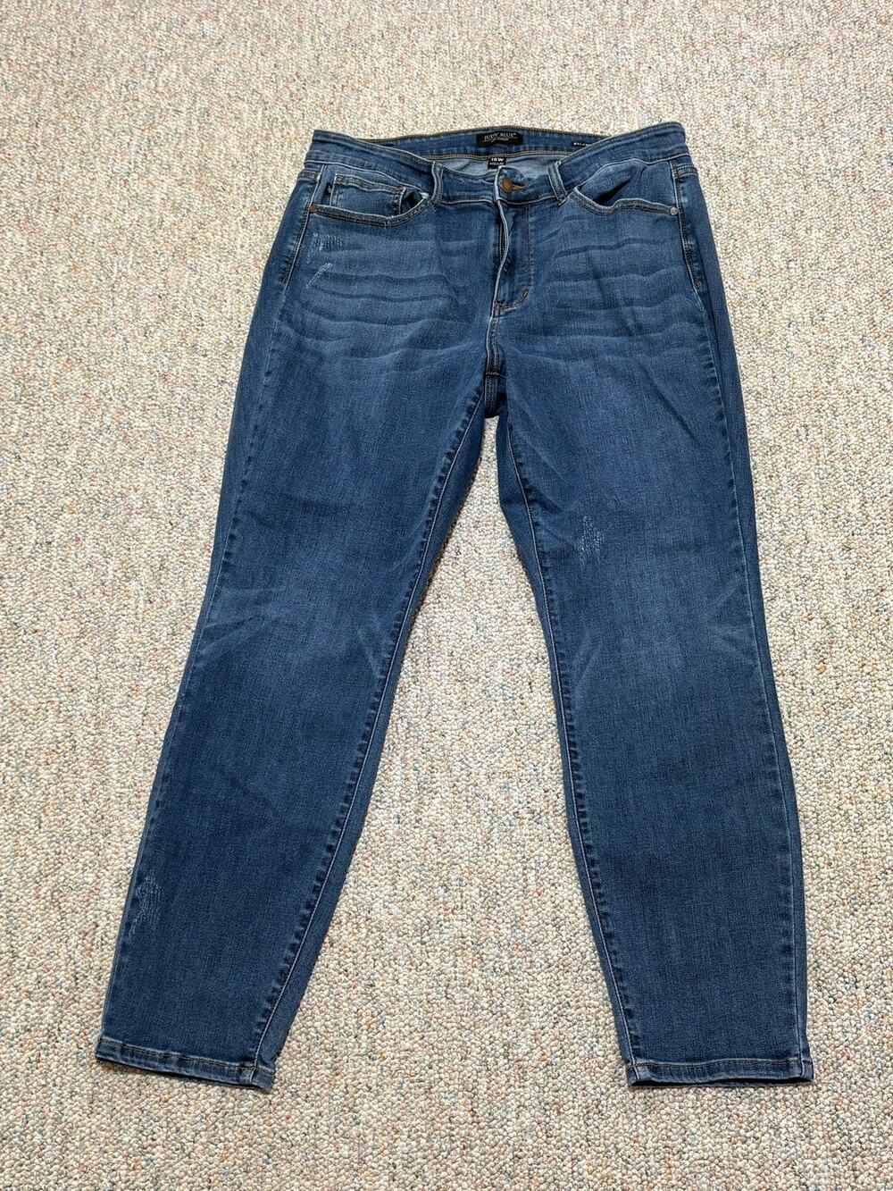 Judy Blue Jeans Womens 16W Blue Relaxed Fit Distressed Denim